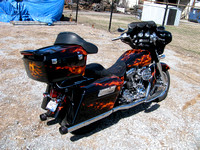Anthony Weaver's 2001 H-D Classic 3/4 right rear